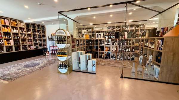 Na Obali kneza Branimira otvorena nova Vinoteka Miva - moderna oaza za ljubitelje vina i vrhunskih pića