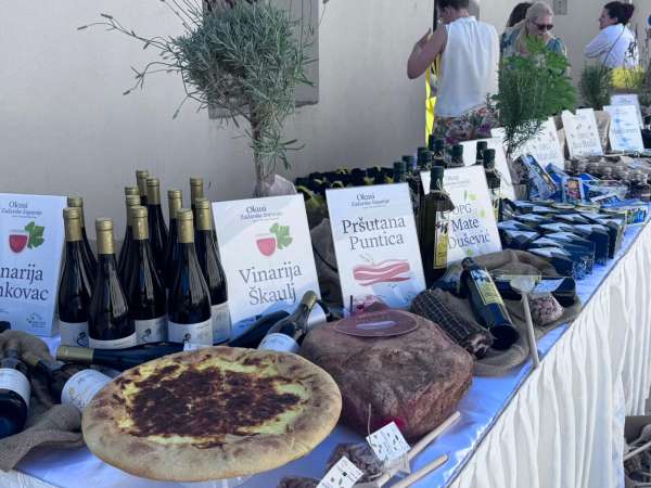 Okusi Zadarske županije u središtu Zadra: Lokalna gastronomija kao važan dio turističkog identiteta