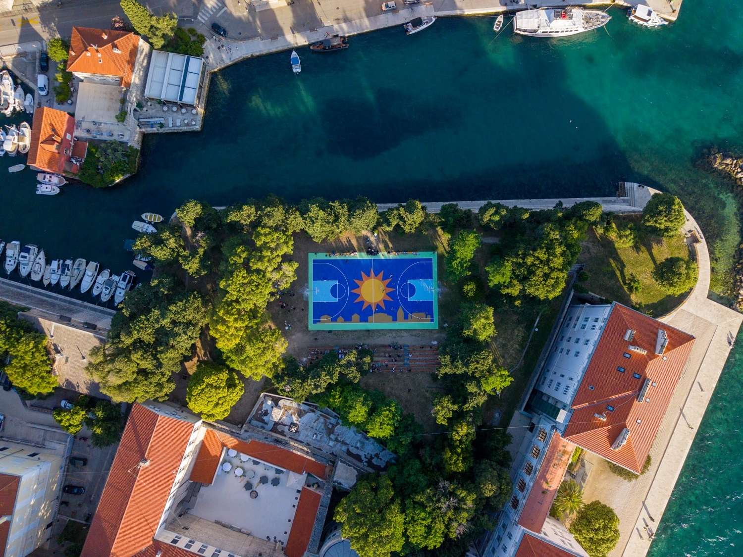Zadar dobio košarkaško igralište koje potpisuje umjetnik poznat po projektima za LeBrona Jamesa, Michaela Jordana i druge NBA zvijezde