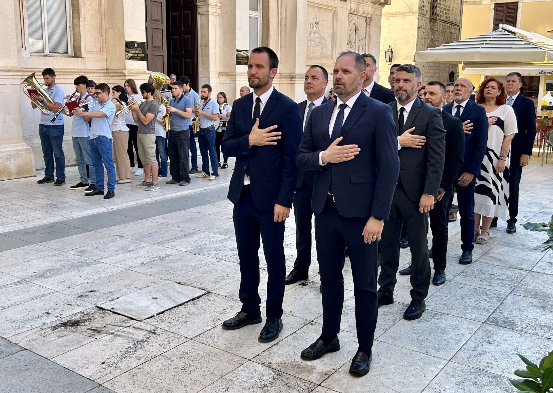 Gradska vlast položila lovorov vijenac povodom Dana antifašističke borbe