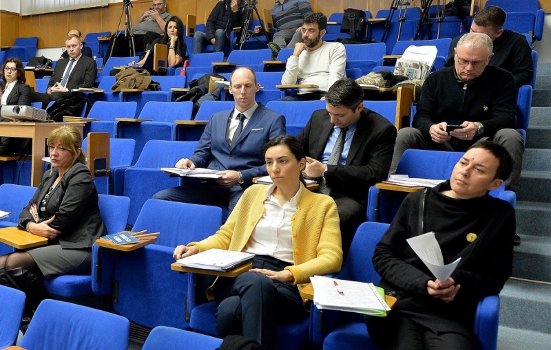 SDP: Grad ne čini dovoljno. Treba maknuti i komunalnu naknadu, prirez, odvodnju, spomeničku rentu…