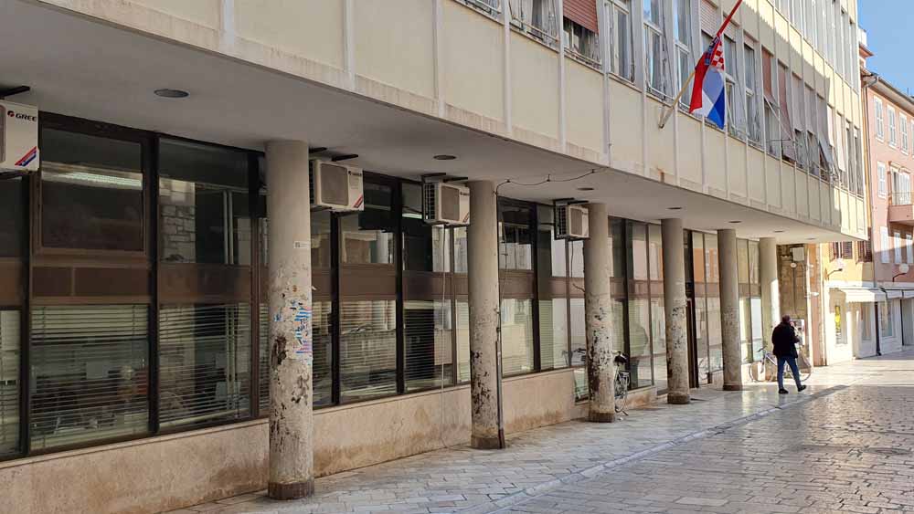 Prodaje se zgrada nekadašnjeg „socijalnog“