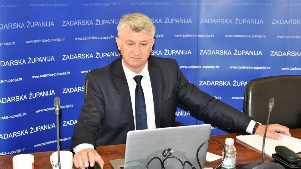 NEKIMA DA, NEKIMA NE Iz županijskog proračuna u siječnju je nekim medijskim kućama isplaćeno 3.033 eura