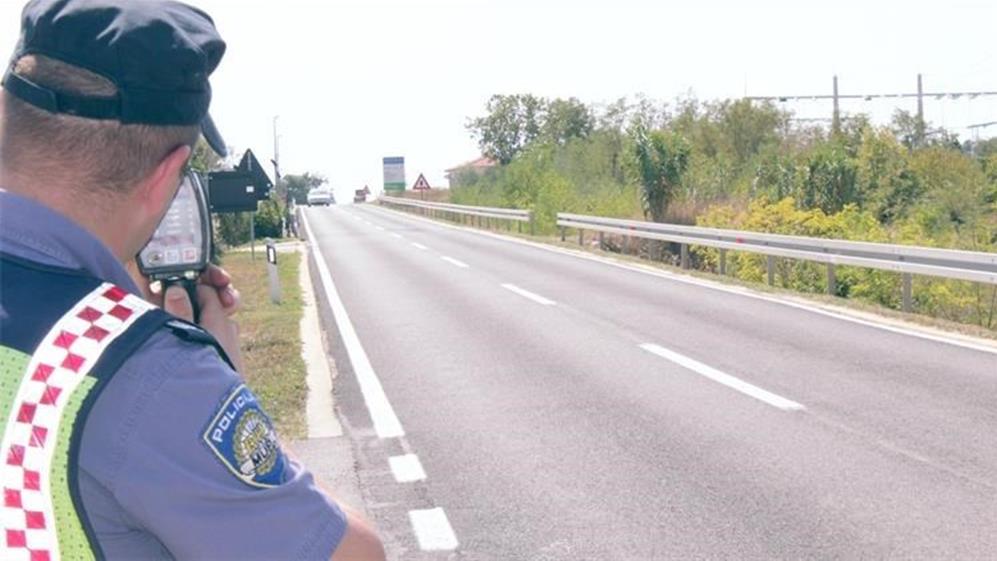 MUP: Upozorenja i savjeti vozačima koji kreću na godišnje odmore