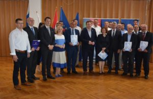 Potpisani ugovori za 30 projekata koji će se realizirati na području Zadarske županije