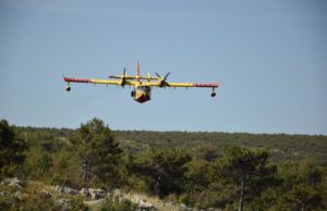 OD POČETKA PROTUPOŽARNE SEZONE Zračne snage ostvarile 5000 letova i na tlo izbacile više od 25 000 tona vode