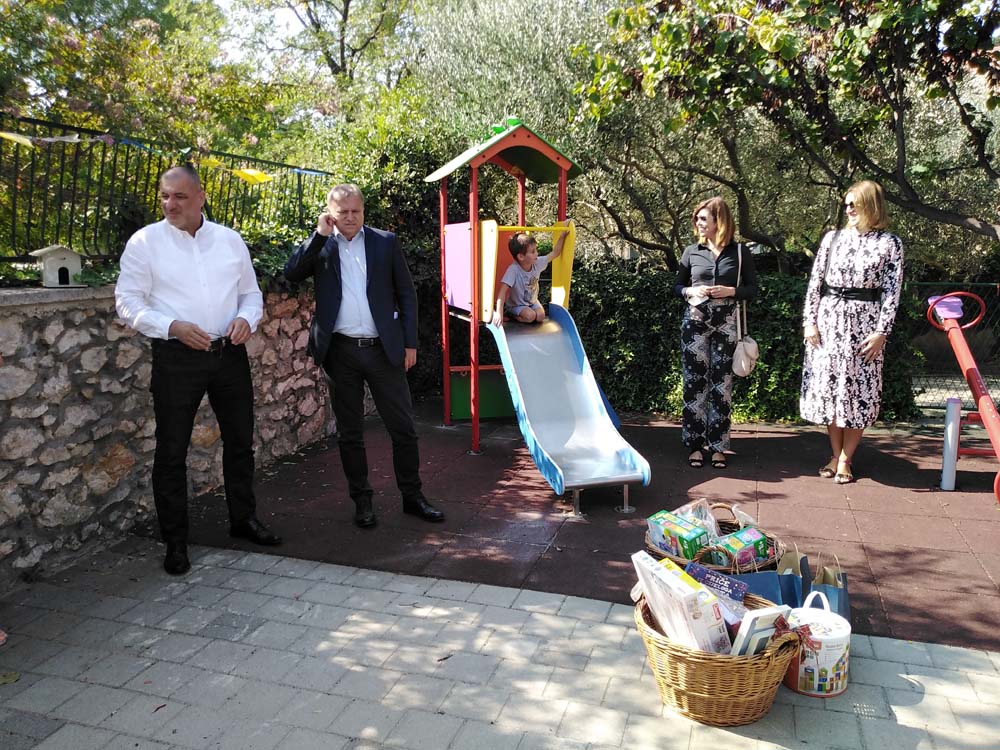 Gradonačelnik Dukić sa suradnicima posjetio vrtić Vladimir Nazor u Arbanasima