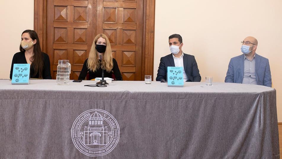 NA SVEUČILIŠTU PREDSTAVLJENA KNJIGA ""Klasika, punk, cajke: kulturni kapital i vrijednosti mladih u gradovima na jadranskoj obali"