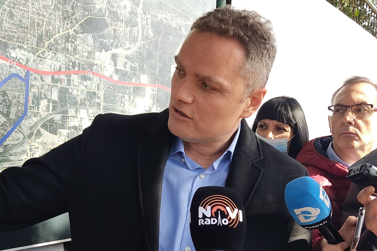 PROJEKTI GRADNJE U PUNOM  ZAMAHU Pročelnik Kasap na Kolegiju nabrojao projekte u provedbi gradnje; cesta u zoni Crno, križanje Puta Biliga, križanje ulice Jurja Križanića i Puta Bokanjca....