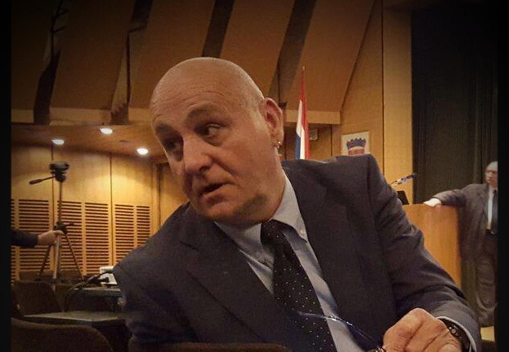 POSLJEDNJE ZBOGOM Pomorska škola na svom FB profilu oprostila se od voljenog ravnatelja...