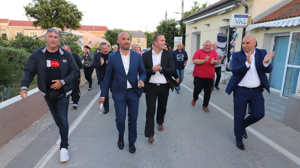 Kapović i Vučetić se odrekli 210.000 kuna naknade plaće i doprinosa u korist  Dječjeg vrtića Smješko