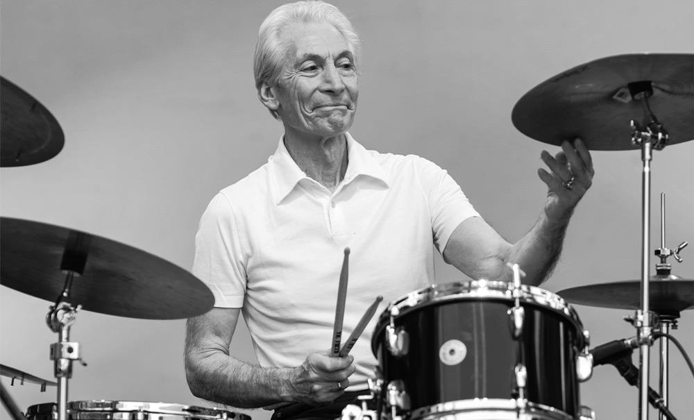 Umro Charlie Watts, legendarni bubnjar grupe Rolling Stones