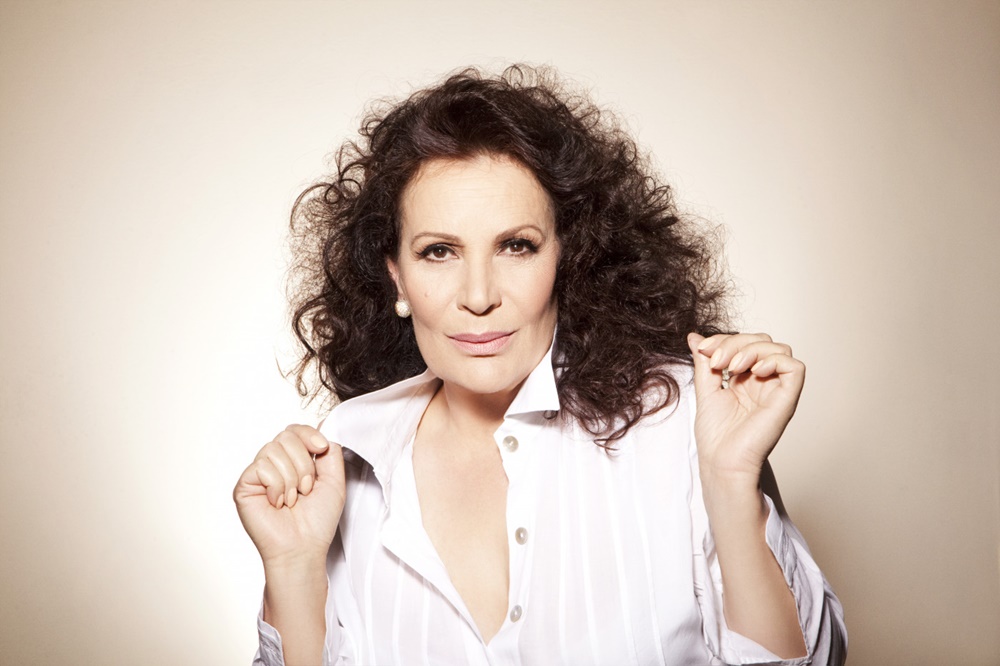 RADOJKA ŠVERKO VEČERAS NA FORUMU Uoči koncerta otkiva kako je na svjetskim festivalima pobjeđivala Davida Bowieja i Natalie Cole