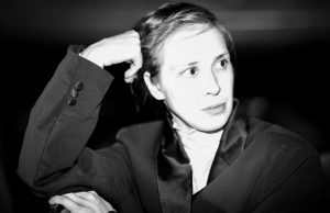 Matea Bilosnić vodi radionicu scenskog pokreta