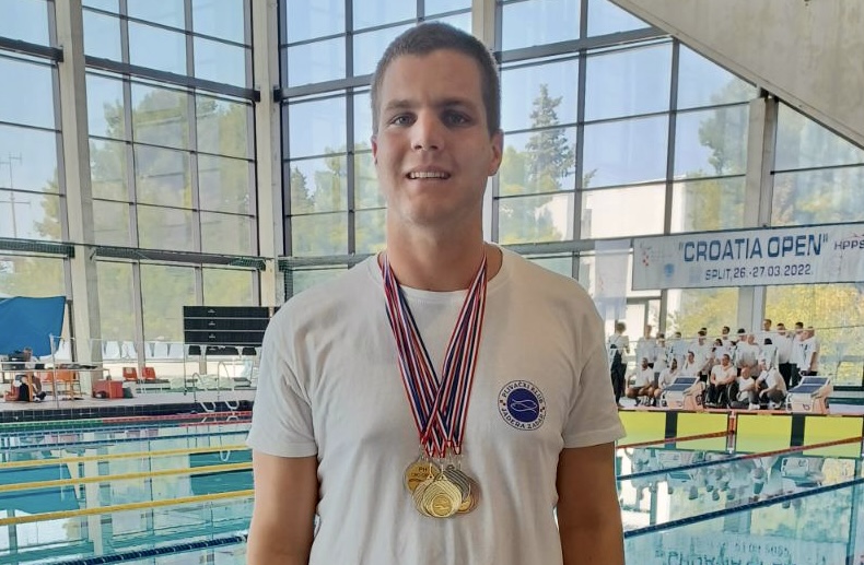 CROATIA OPEN 2022 Mihovil Ninčević iz PK Jadere prvak Hrvatske u svim disciplinama, isplivao tri državna rekorda i osvojio osam medalja