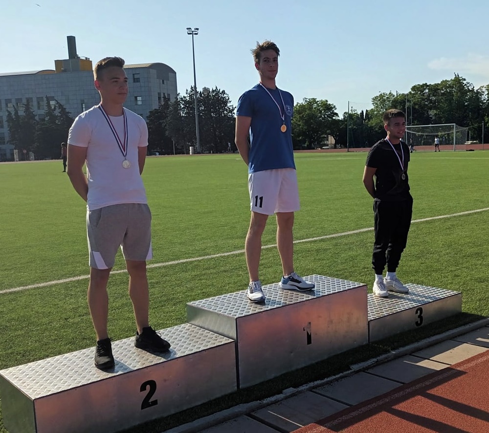 DALMATINSKA LIGA Svi naraštaji AK Alojzije Stepinac sudjelovali u novoj berbi medalja