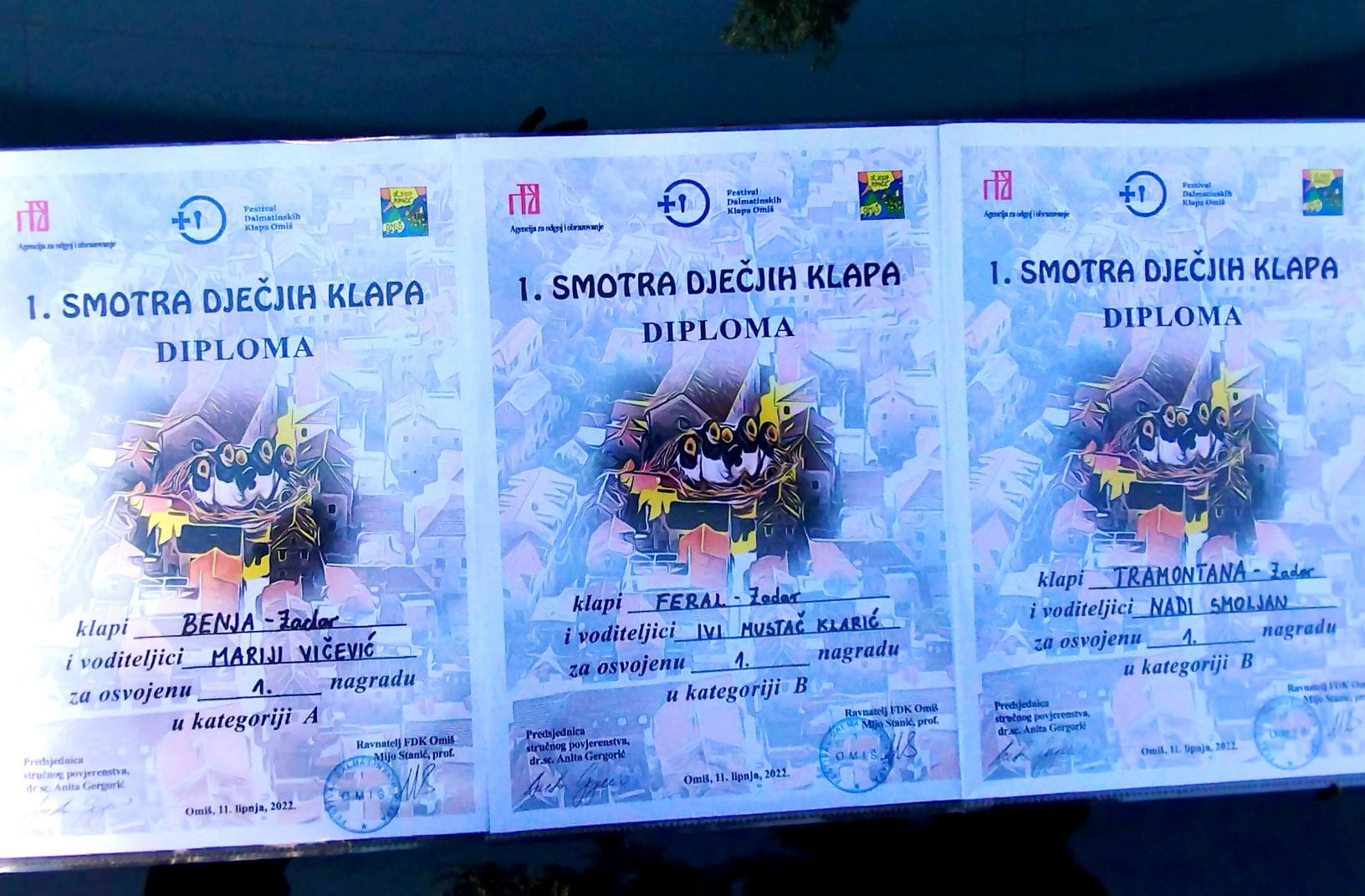 Tri zadarske dječje klape "Benja", "Feral" i "Tramontana" briljirale na Festivalu dalmatinskih klapa u Omišu