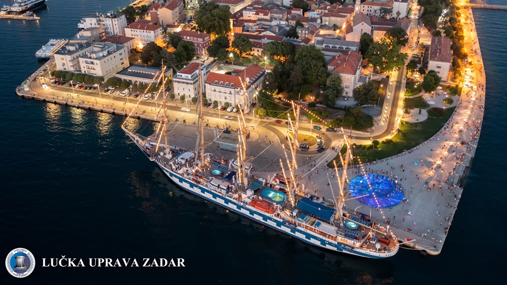 LUČKA UPRAVA ZADAR U prvih 6 mjeseci u zadarske luke došlo 41.520 putnika s kruzerskih brodova