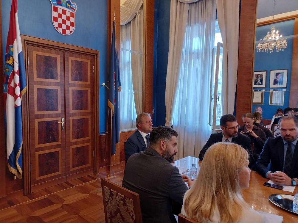 Grad Zadar priprema prvi rebalans proračuna zbog rasta cijena energenata, EU projekata, plaća u predškolskim ustanovama; Od petka razgovori s predstavnicima svih klubova