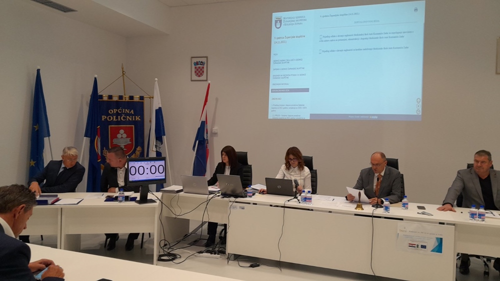 MATIĆ O FIKTIVNIM BIRAČIMA U godinu dana Obrovac je ostao bez 174 stanovnika te dobio 441 glasača