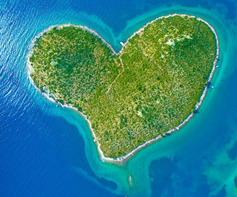 DOZNAJEMO Za otok Galešnjak zainteresirala se tri investicijska fonda i nekoliko privatnih osoba, oglas se dijeli diljem svijeta!