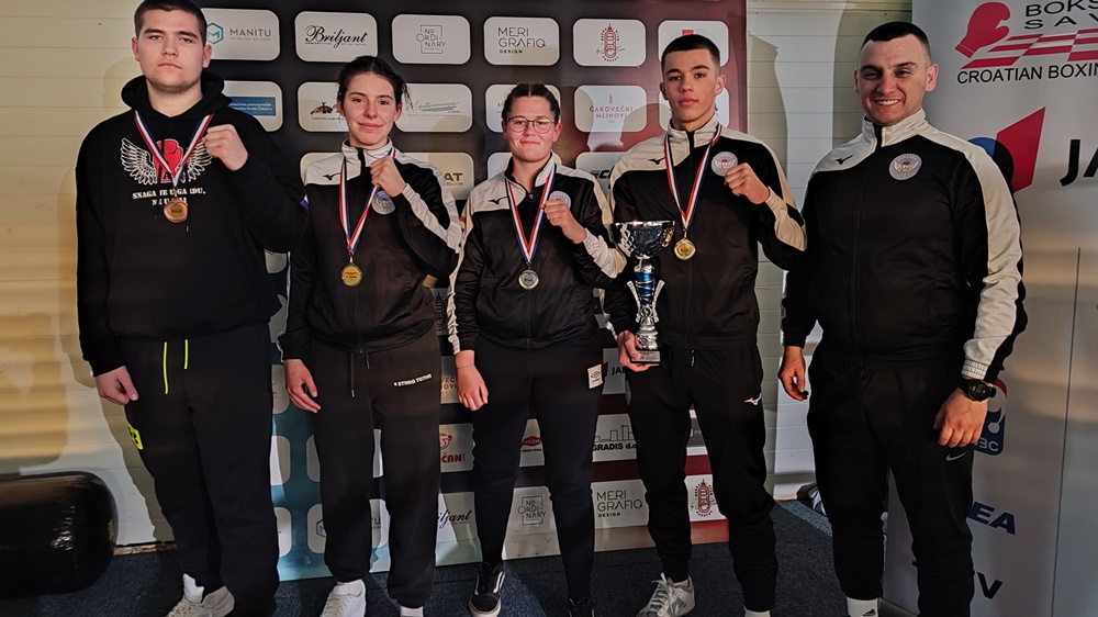 <strong><u>VELIKI USPJEH NAŠIH BOKSAČA Boksački klub Ares uspješan na prvenstvu hrvatske za mlađe seniore i žene</u></strong>