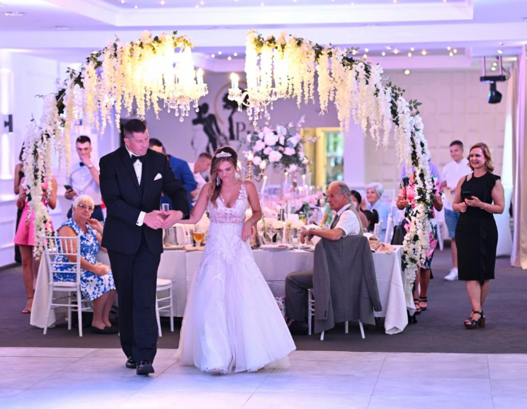CELEBRITY VJENČANJE U ZADRU Višestruki osvajač Super Bowla i njegova djevojka iz snova sudbonosno da izrekli u Kožinu kod Zadra
