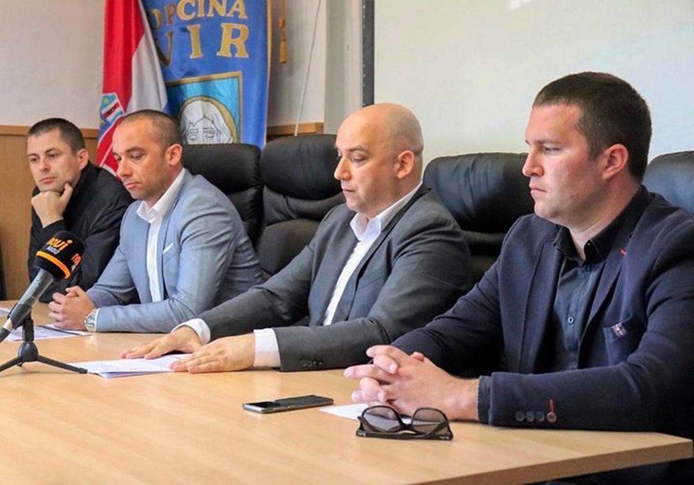 NEMA KLEVETE Županijski sud u Šibeniku ukinuo je prvostupanjsku presudu Općinskog suda u Zadru kojom je bivši virski načelnik Kristijan Kapović proglašen krivim za klevetu u slučaju privatne tužbe zadarske sutkinje Ardene Bajlo