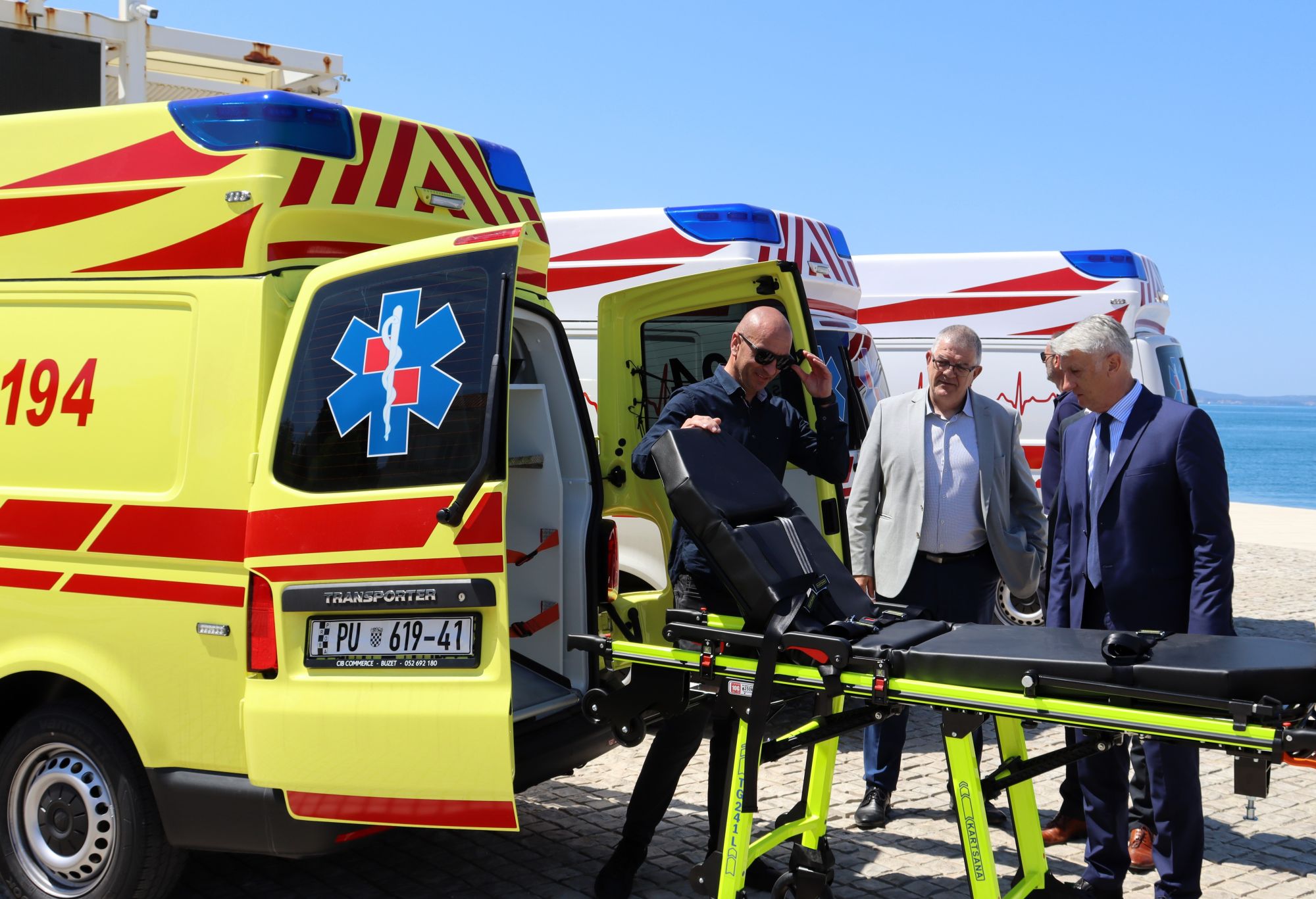ŽUPANIJSKI OBJEKTIV Stigla četiri nova vozila Zavodu za hitnu medicinu, nabavit će se dodatnih 15 vozila