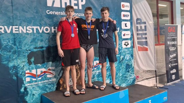 Toni Mrsic, 100m leptir