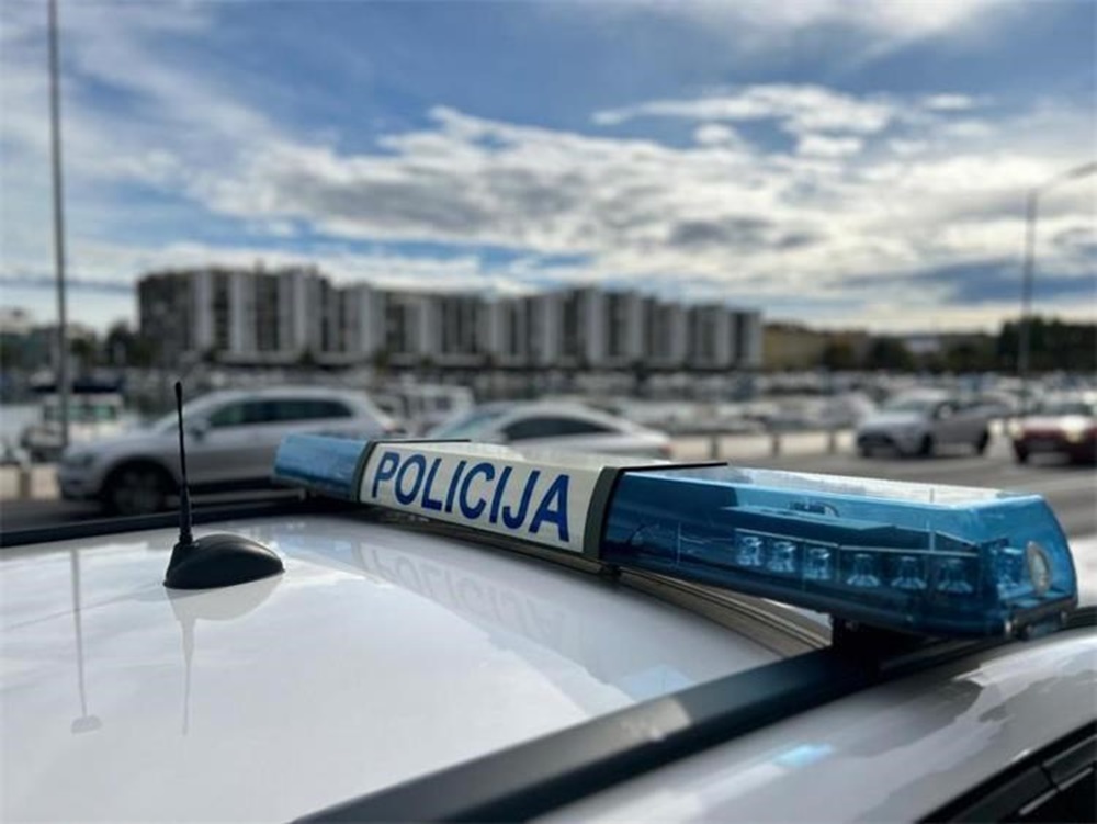 PAG Vozaču koji je izazvao prometnu nesreću utvrđeno 1,67 g/kg alkohola, odveden na sud i proglašen krivim