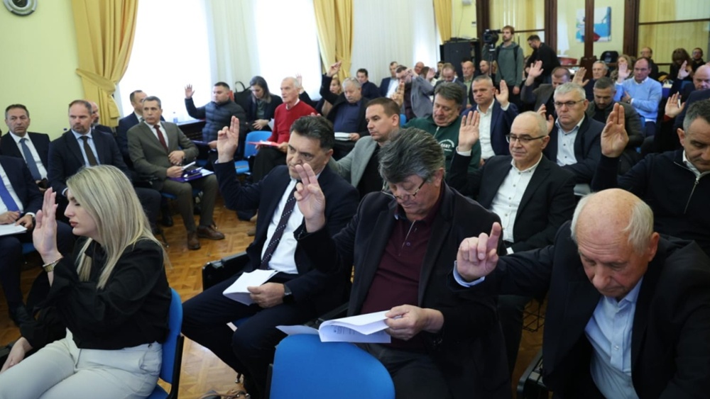 Usvojen proračun Zadarske županije za 2026.: Rekordnih 243,2 milijuna eura za obrazovanje, zdravstvo, demografiju i razvoj